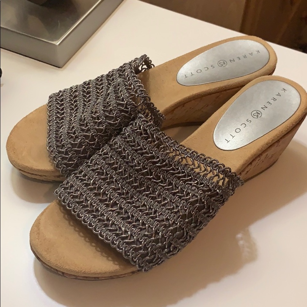 Like New Karen Scott Silver Cork Wedges